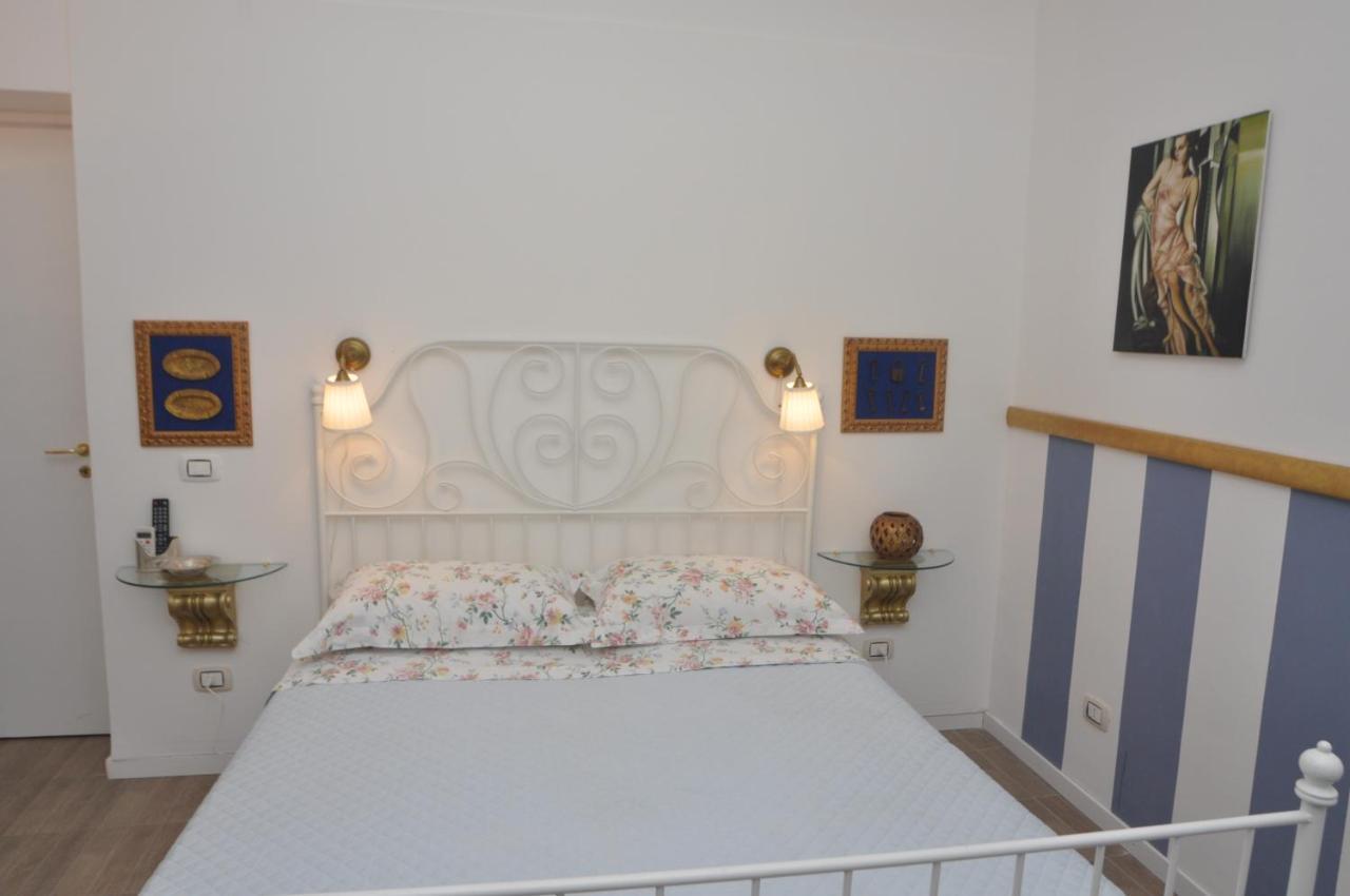 Bed and Breakfast Brenta 12 Мессіна Екстер'єр фото
