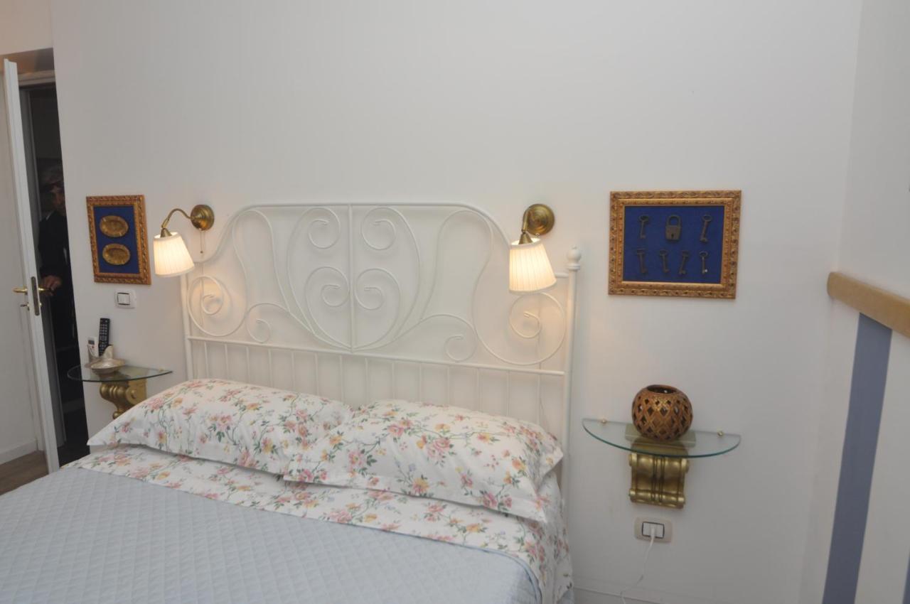 Bed and Breakfast Brenta 12 Мессіна Екстер'єр фото