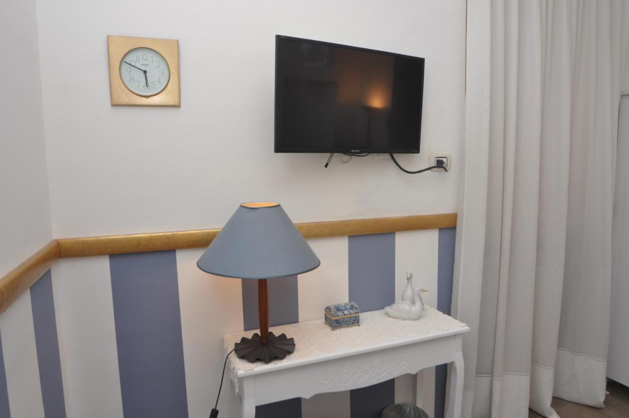 Bed and Breakfast Brenta 12 Мессіна Екстер'єр фото